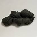 日羊。毛線(100%wool) ─ (5)深碳墨 200g